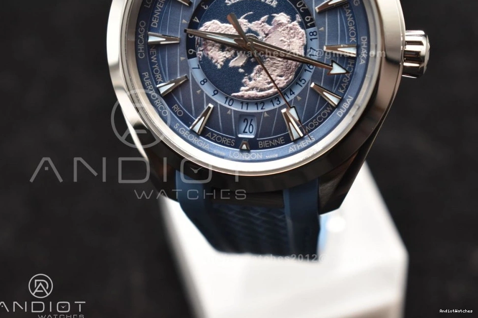 Edition Blue Best Terra Worldtimer Summer GMT A8938 43mm Rubber 511 Clone Comfortable VSF on Aqua Dial Super 1:1 Strap Blue 1101